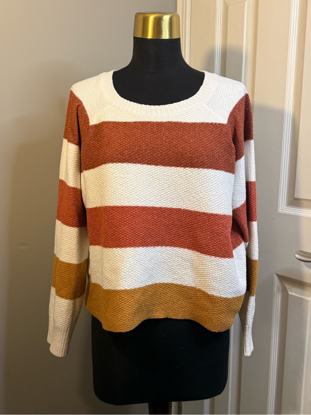 PINQUE Women’s Color Block Striped Textured Knit Sweater  L Rust Ivory Mustard